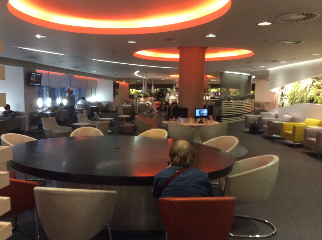 10-08-14-Skyteam-lounge-Heathrow-Airport-England