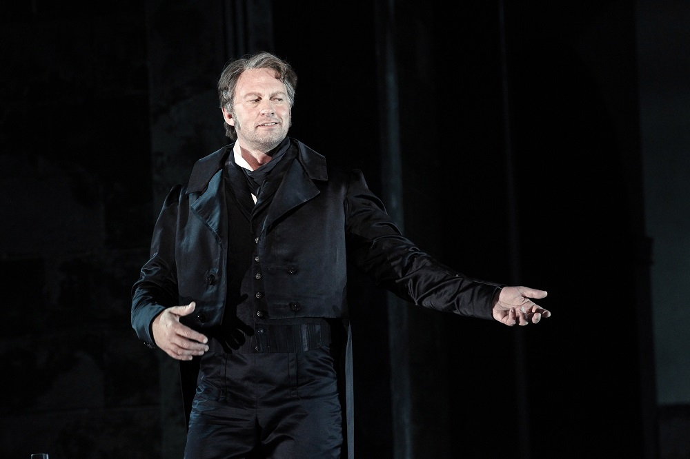 Teddy Tahu Rhodes as Don Giovanni. Picture by Jeff Busby