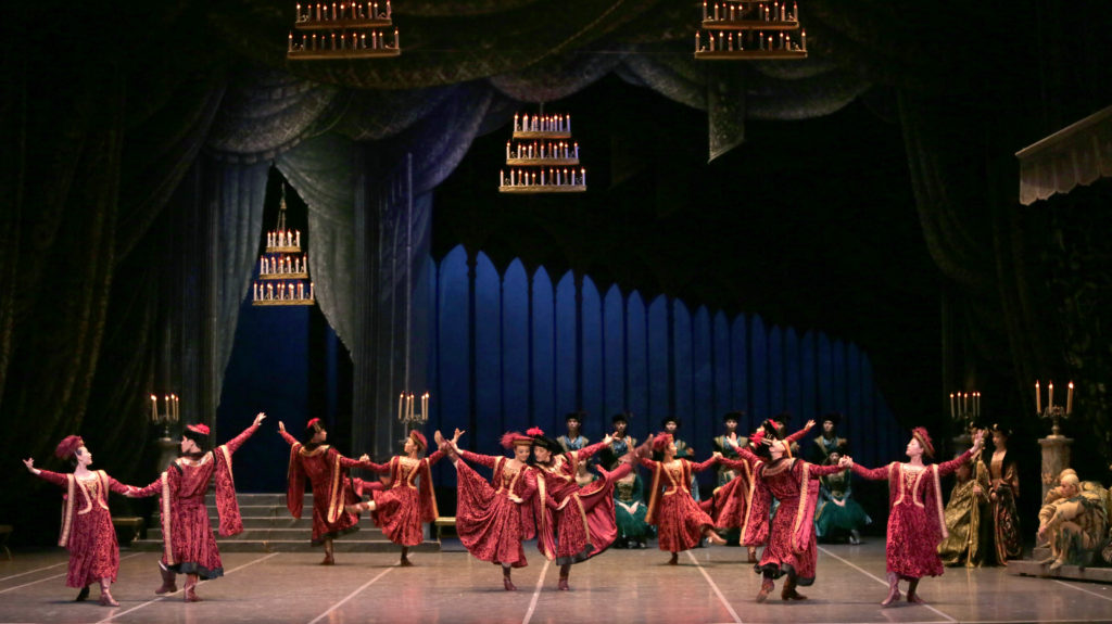 The Great Hall of Castle scene is Shanghai Ballet's Swan Lake.