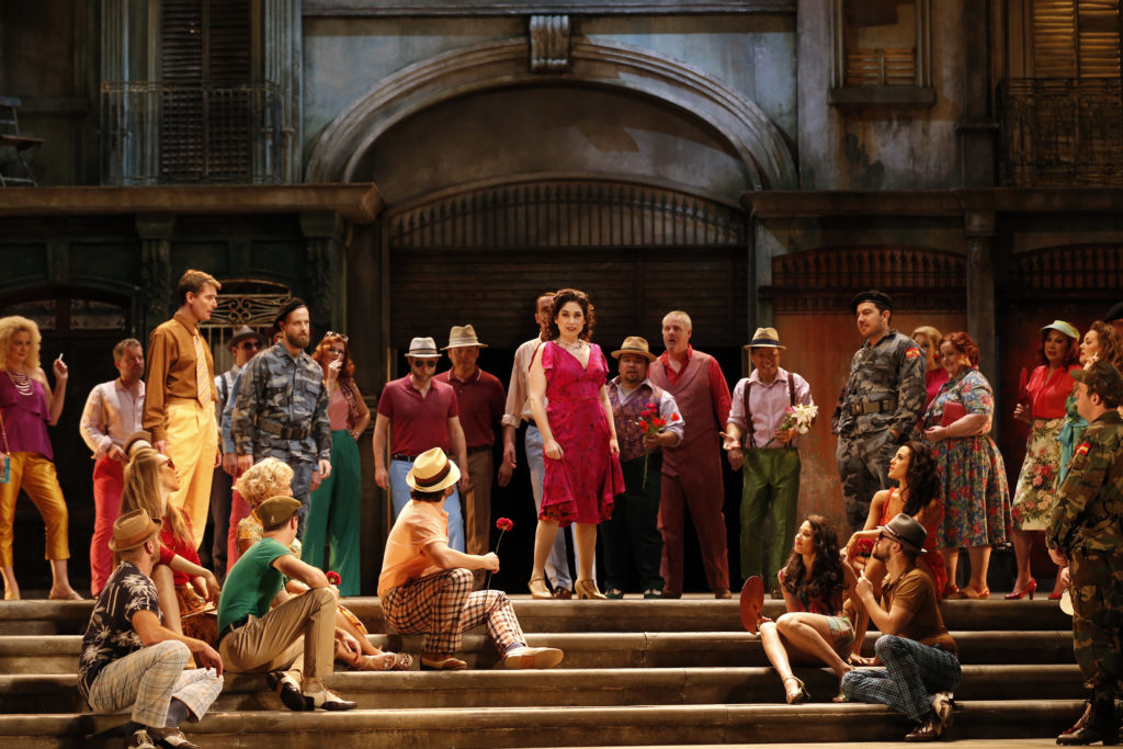 Rinat Shaham as Carmen and the Opera Australia Chorus in Opera Australia’s 2017 production of Carmen. 